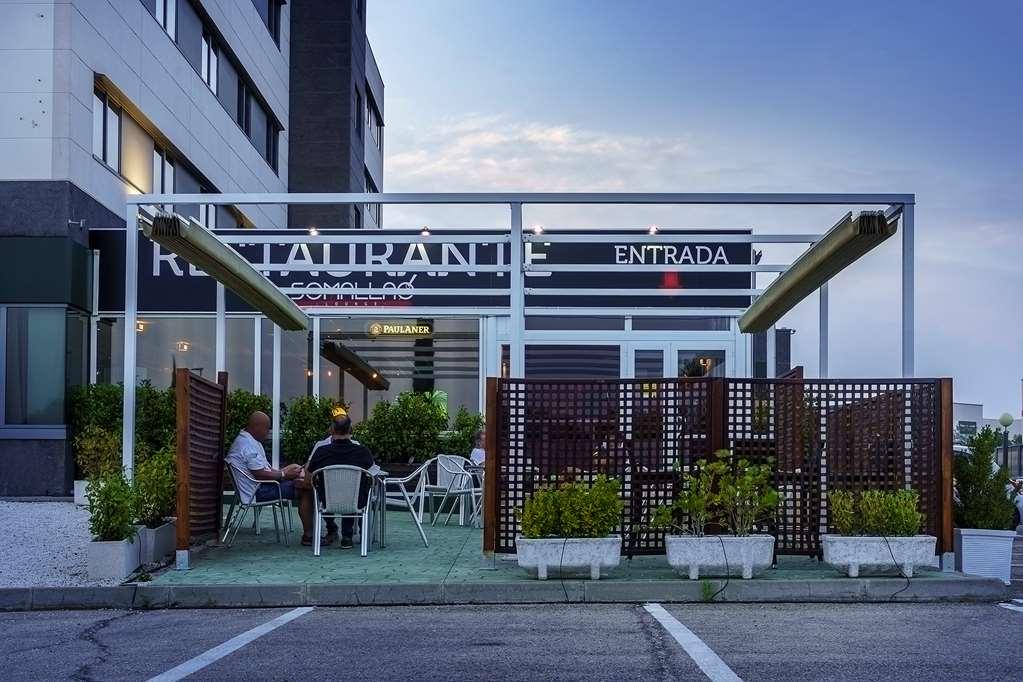 Sercotel Ab Rivas Restoran gambar